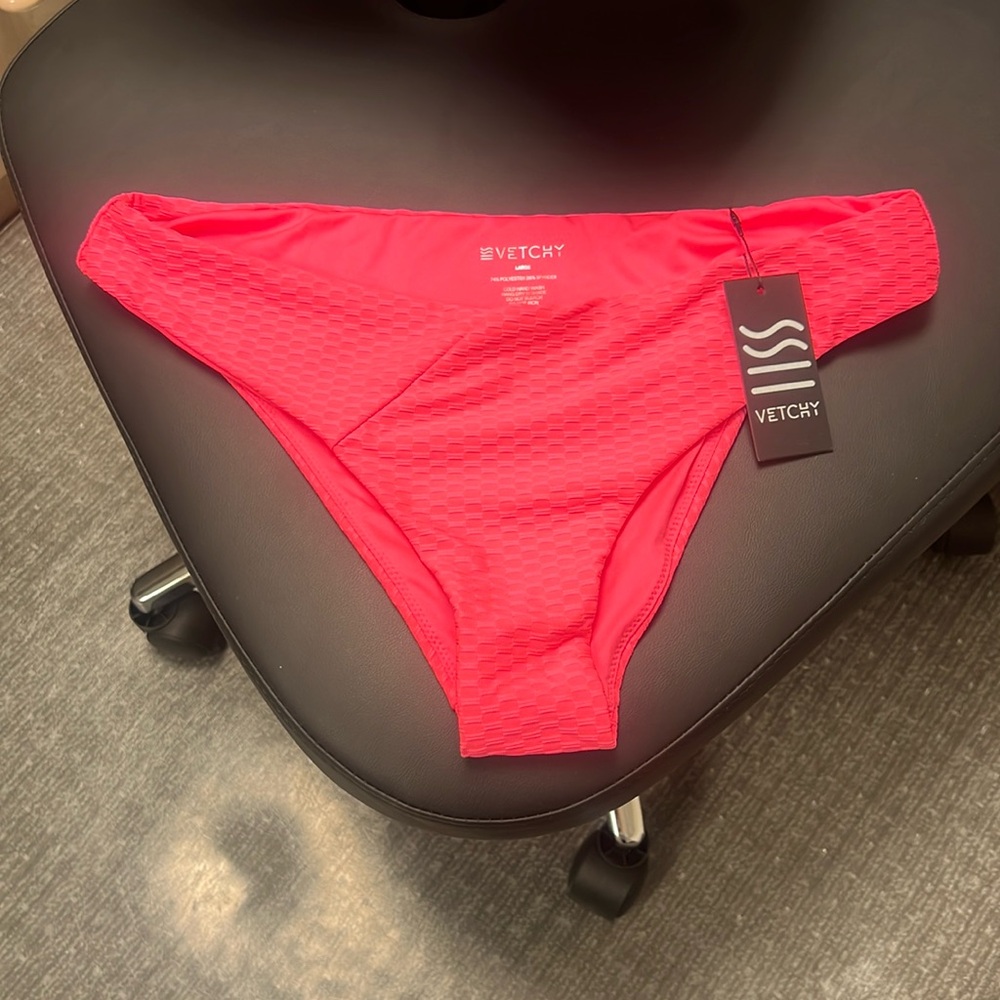 Vetchy NWT LAGUNA BIKINI BOTTOMS HOT PINK